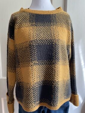 a new approach Women’s Mustard & Charcoal Plaid Knit Sweater
